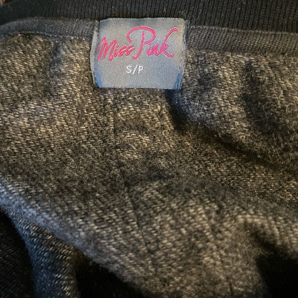 Bench X Miss Pink size small zip up hoodie, great condition - Picture 5 of 6